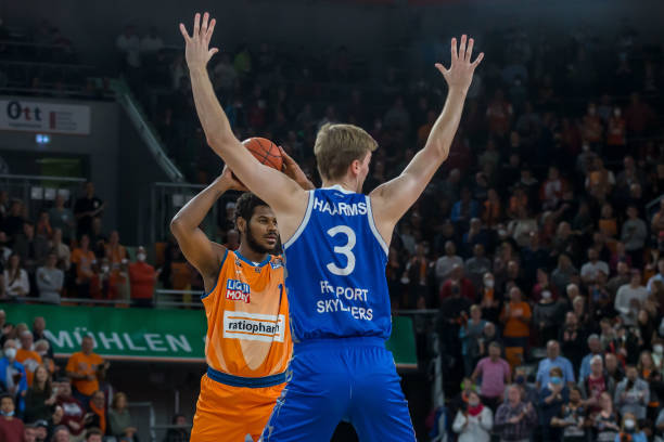 比赛的上半 比赛的上半